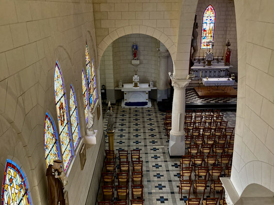 Intérieur de l'église Saint-Martin de Vis-en-Artois, vue depuis l'étage