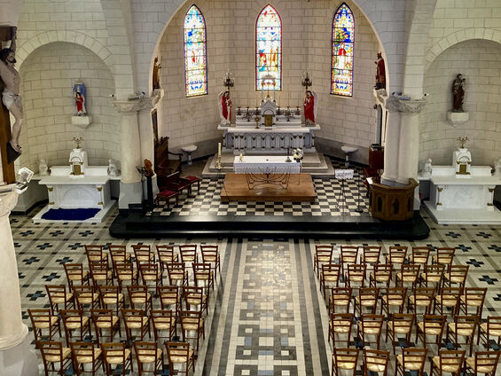 Intérieur de l'église Saint-Martin de Vis-en-Artois, vue depuis l'étage