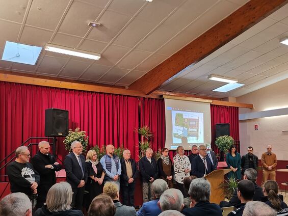 Allocution de Monsieur le Maire et le conseil municipal présent dans sa globalité.